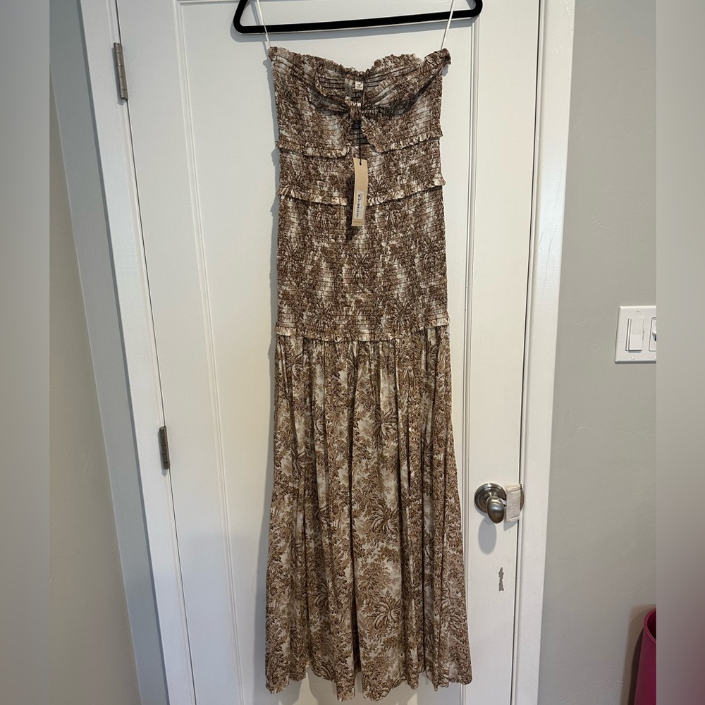 Bec & Bridge smocked maxi dress, never been worn - super comfortable/flattering